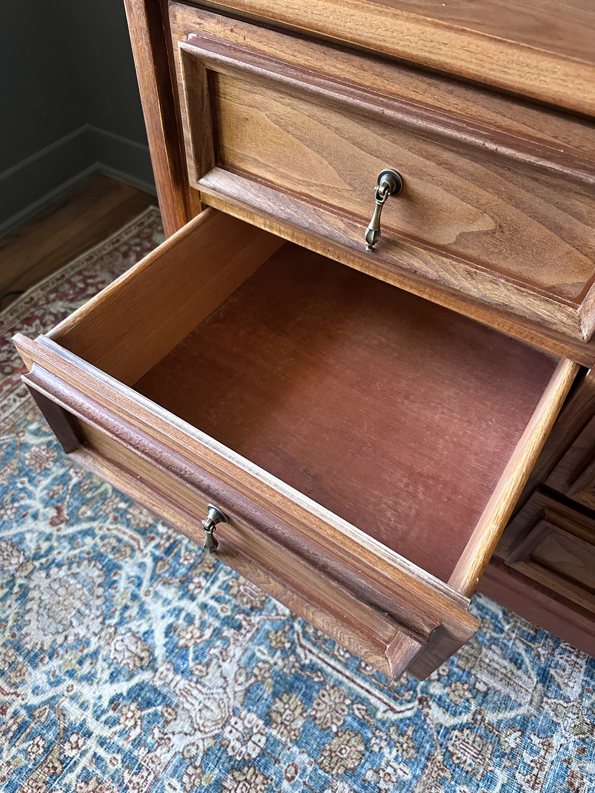 Walnut 9-Drawer Dresser